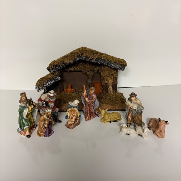 Trim Merry Nativity Set of 11 Hand-Painted Figurines and Stable Vintage - Picture 1 of 12